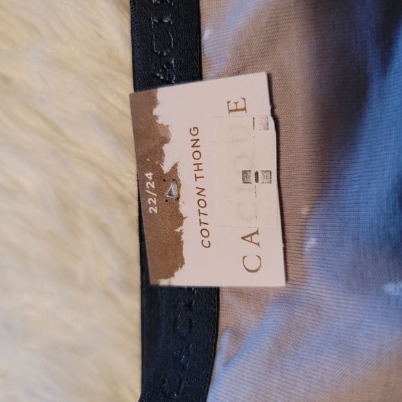 Cacique Cotton Thong ♡ - Picture 3 of 3
